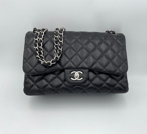 Chanel CHANEL Timeless Classique Jumbo Handbag Chanel