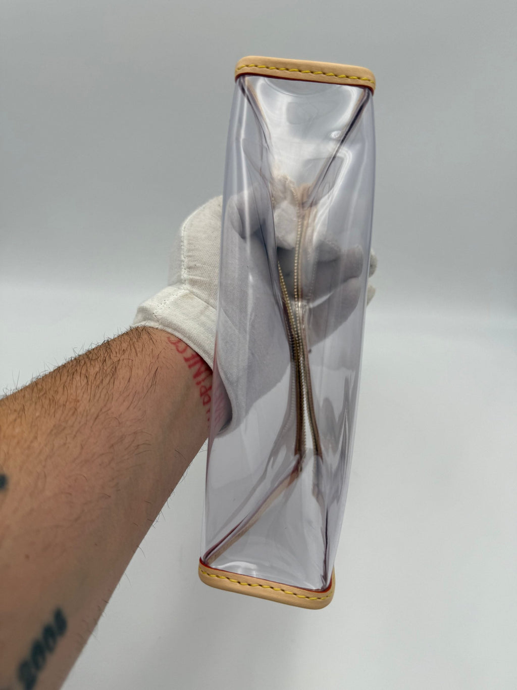 Louis Vuitton Monogram Transparent MM Pochette Louis Vuitton
