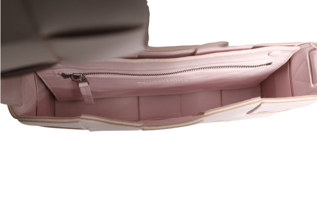 Bottega Veneta Pink Intrecciato Cassette Shoulder Bag Bottega Veneta