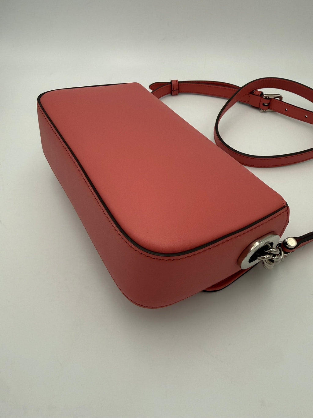 Gucci GUCCI GG Marmont in Leather Shoulder Bag Gucci
