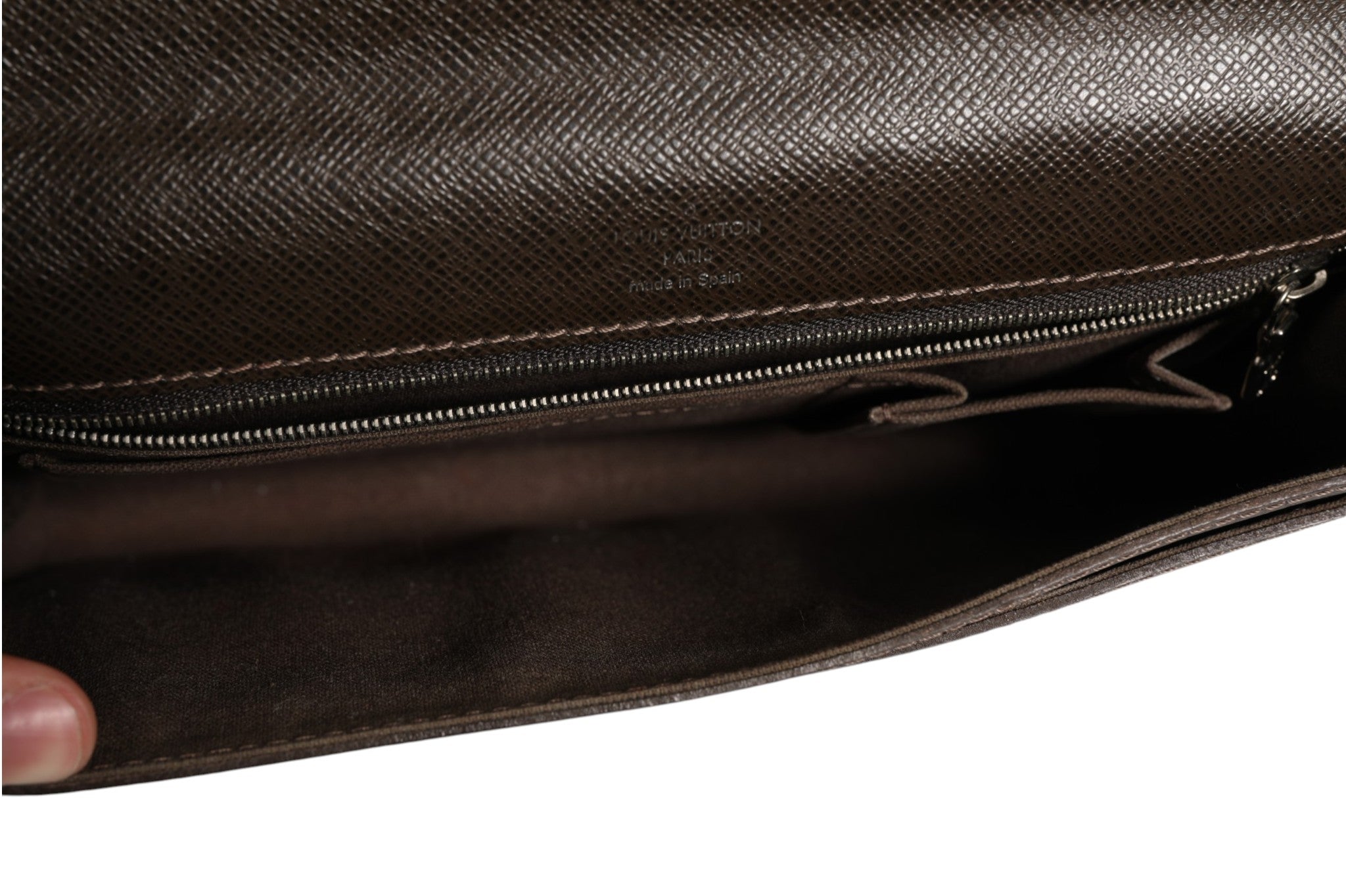 Louis Vuitton Belaia Clutch Taiga Leather Louis Vuitton